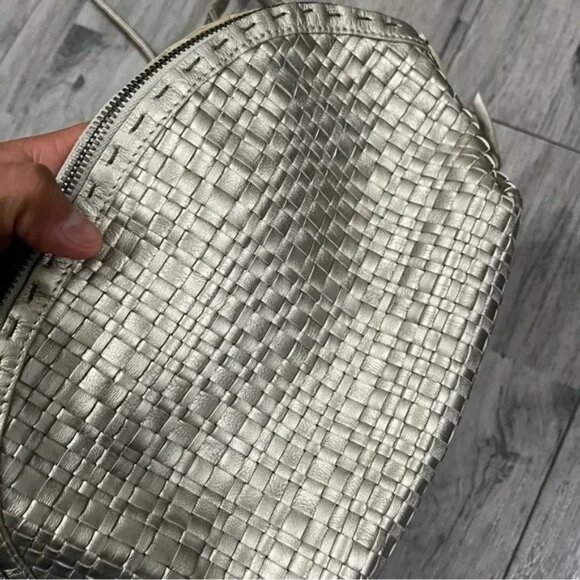 Henry Beguelin Silver Gray Woven Tote - Picture 9 of 11